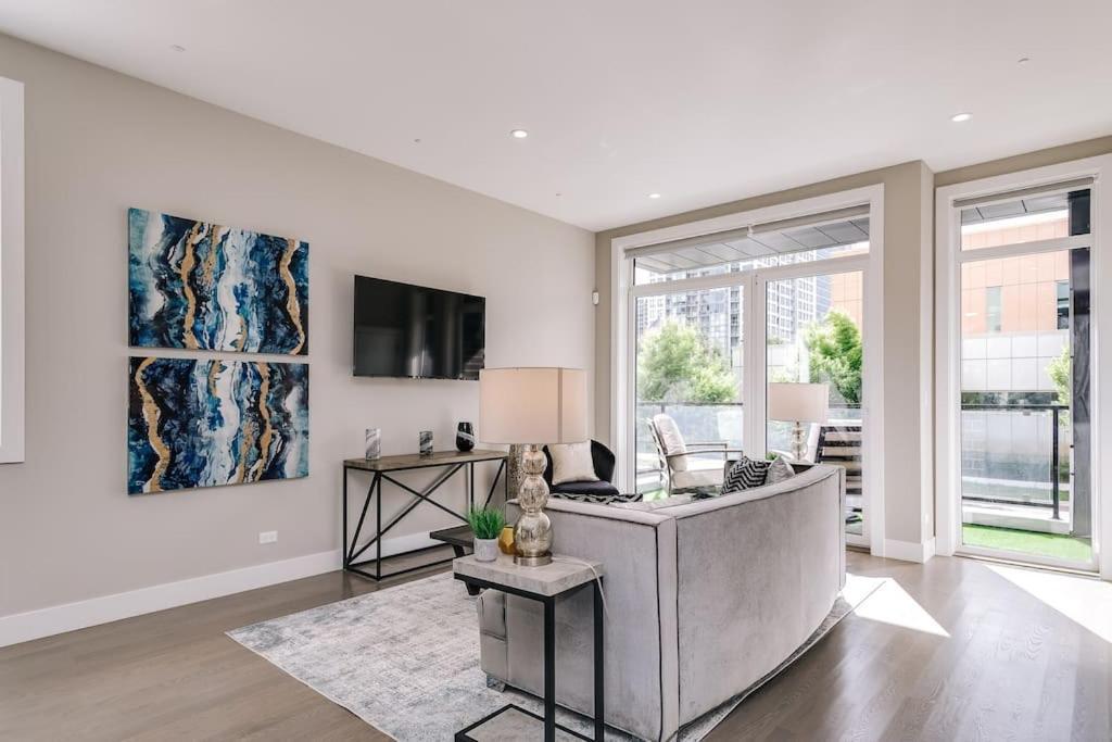Stunning Duplex Condo #1 - Downtown River North Σικάγο Εξωτερικό φωτογραφία