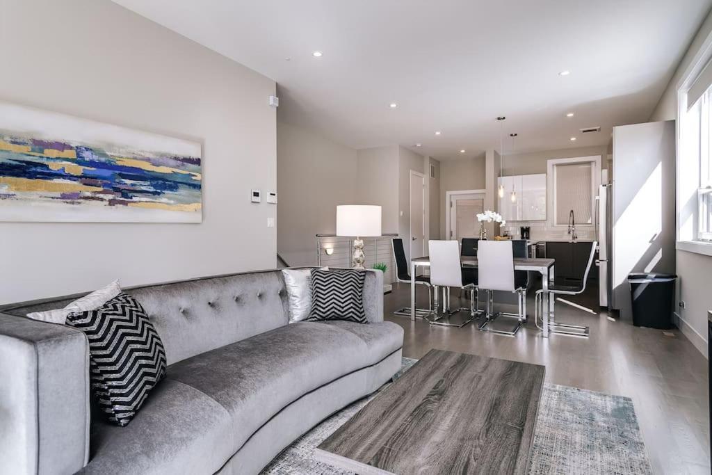Stunning Duplex Condo #1 - Downtown River North Σικάγο Εξωτερικό φωτογραφία